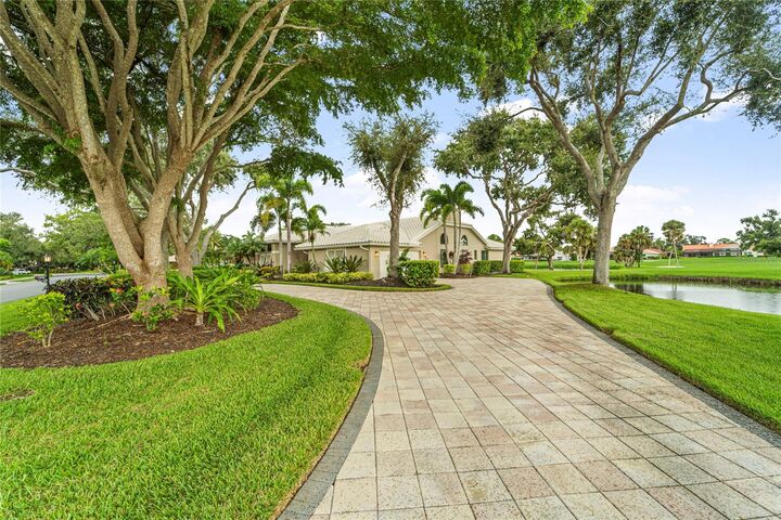 Property Photo: 3991 Boca Pointe Drive FL 34238