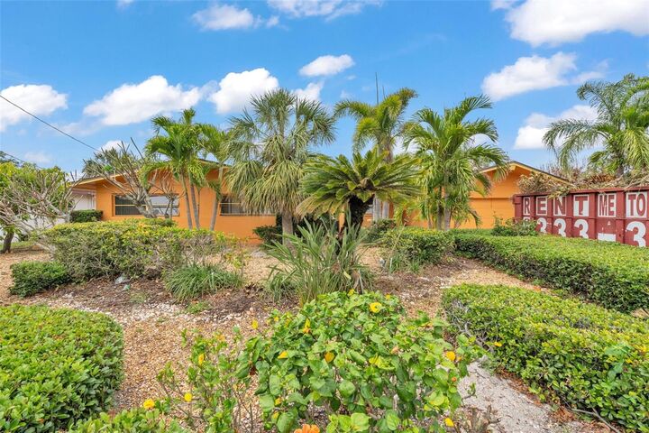 Property Photo: 118 Windward Island FL 33767