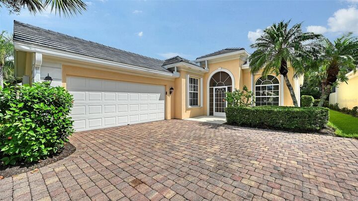 5679 Ferrara Drive  Sarasota FL 34238 photo