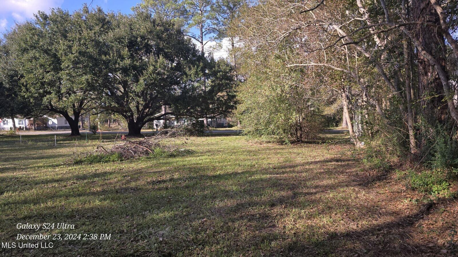 Property Photo: 1609 Hastings Road MS 39553