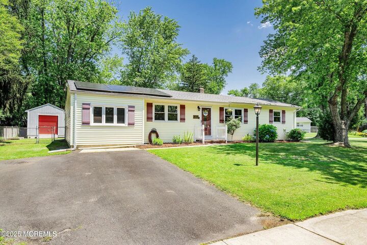 Property Photo:  6 Redwood Road  NJ 07731