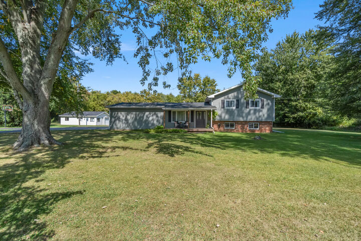 7850 McCain Road  Parma MI 49269 photo
