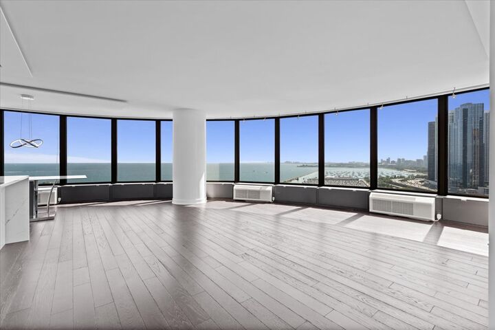 Property Photo:  505 N Lake Shore Drive 2010-2011  IL 60611 