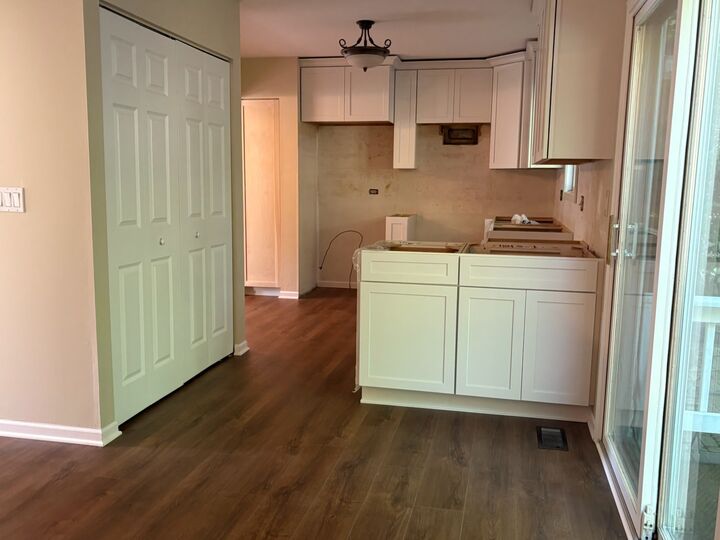 Property Photo: 2024 Westfield Drive IL 60031