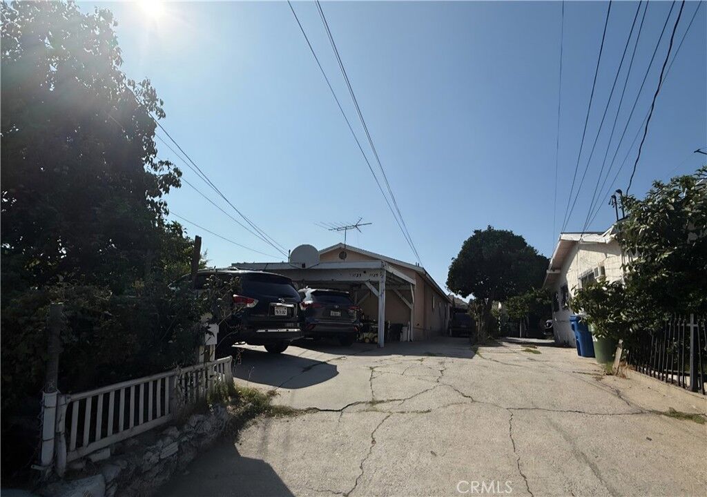 Property Photo:  1125 Orme  CA 90023 