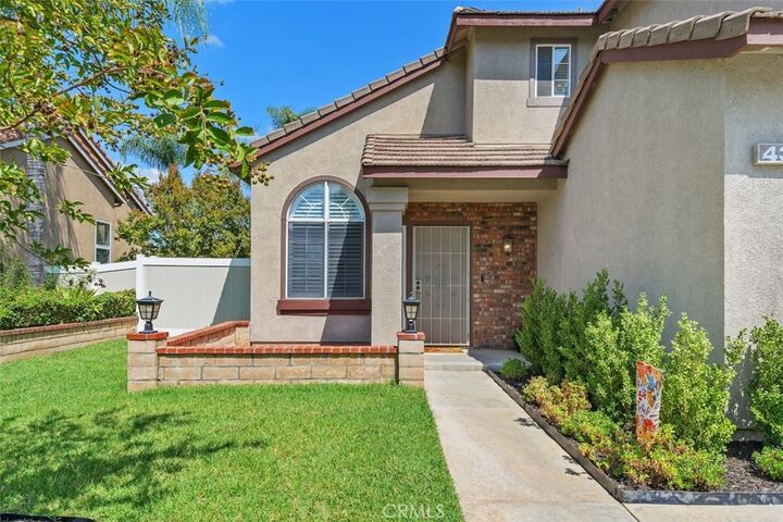 Property Photo:  431 Redwing Drive  CA 92882 