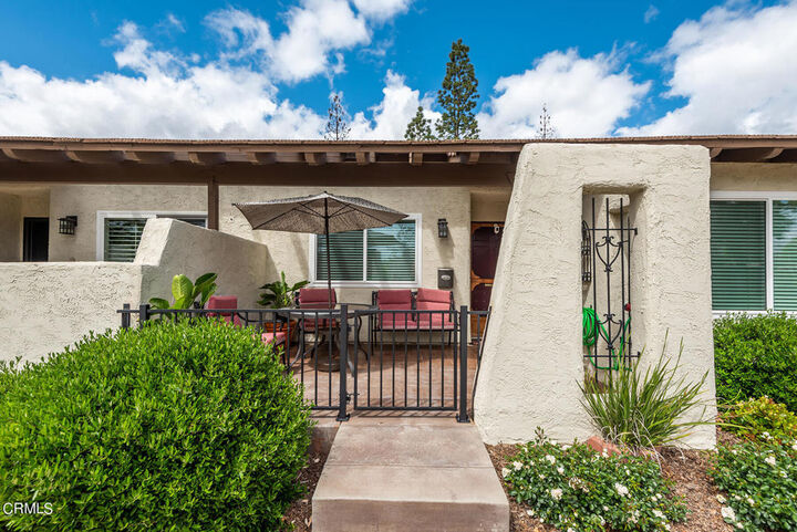 Property Photo:  1129 Glenbridge Circle  CA 91361 