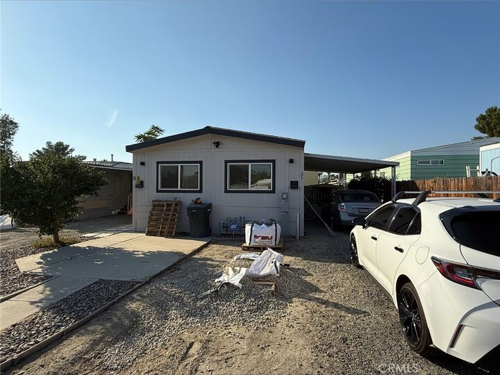 Property Photo: 351 E Seventh Street E 31 CA 92583