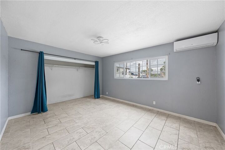Property Photo:  13032 S Main Street  CA 90061 