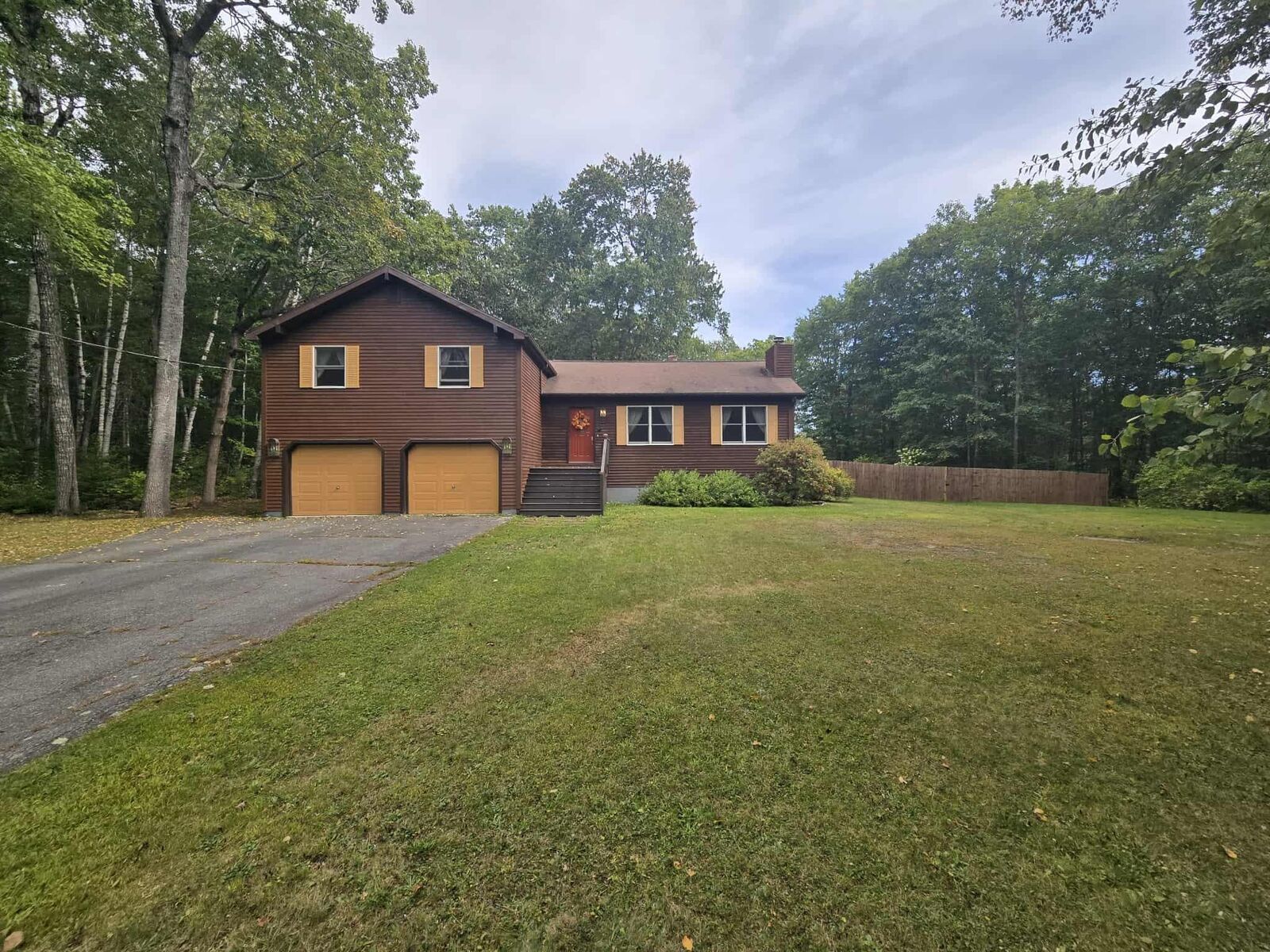 Property Photo:  33 Mountainview Drive  ME 04496 