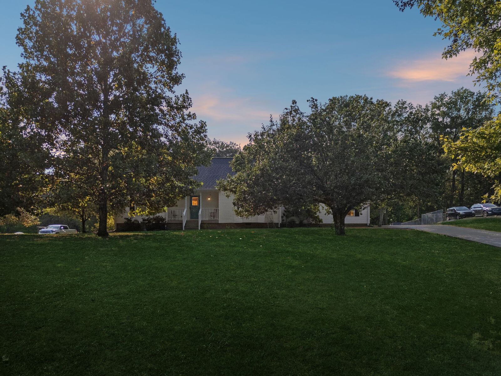 Property Photo:  1016 Keystone Dr  TN 37146 