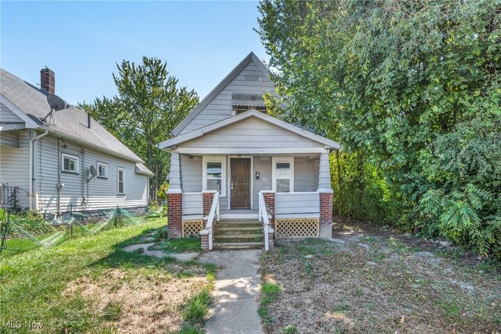 Property Photo:  937 W 13th Street  OH 44052 
