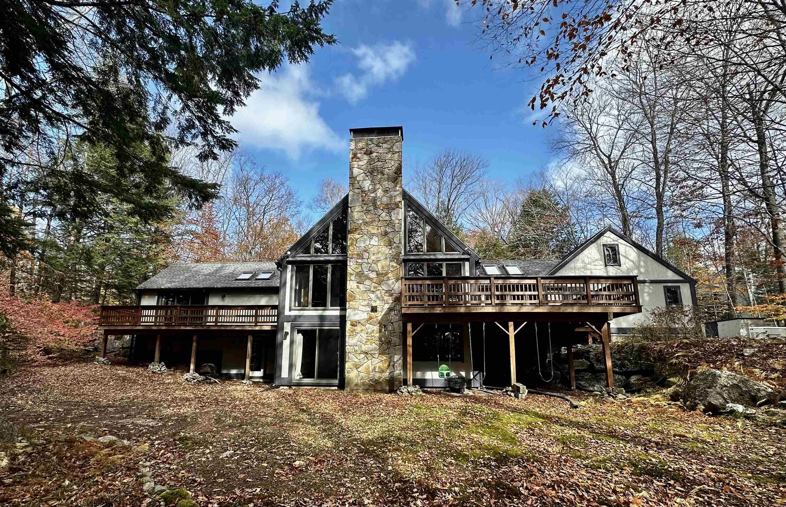 Property Photo:  27 Hummingbird Hill  NH 03753 