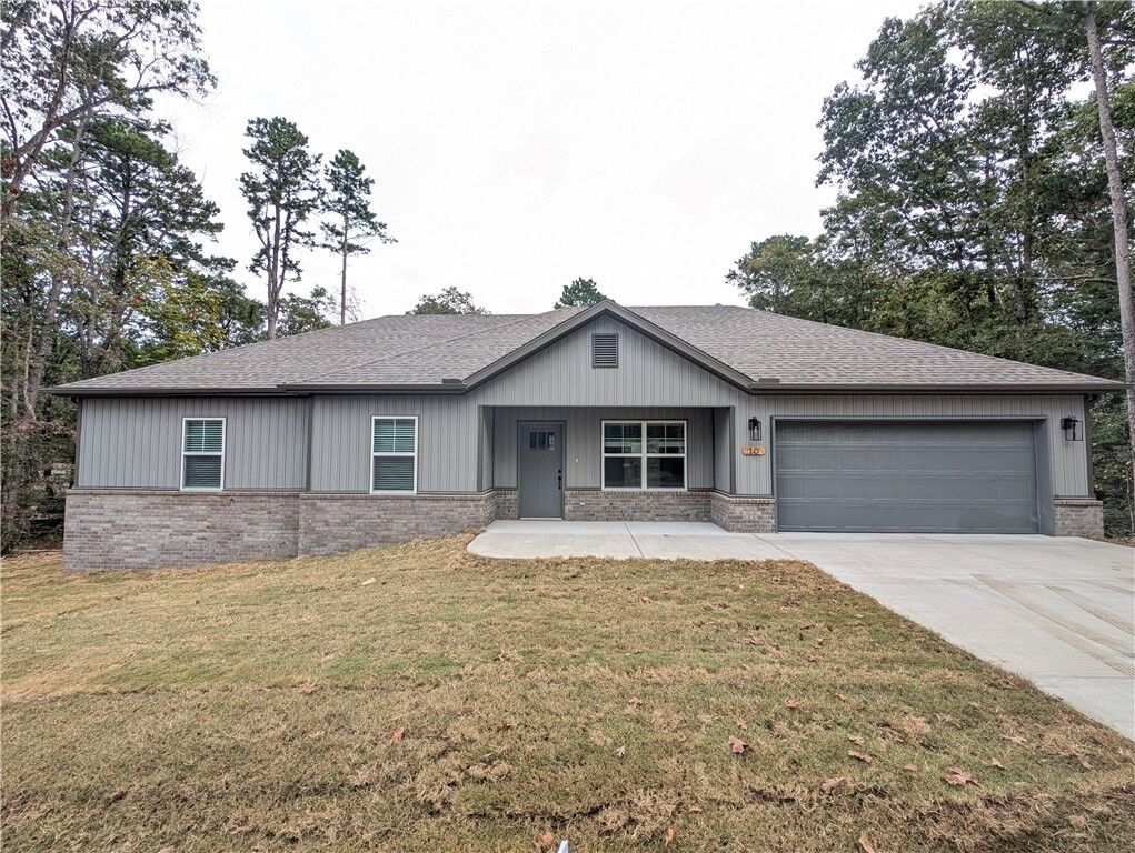 Property Photo:  10 Belvoir Lane  AR 72715 