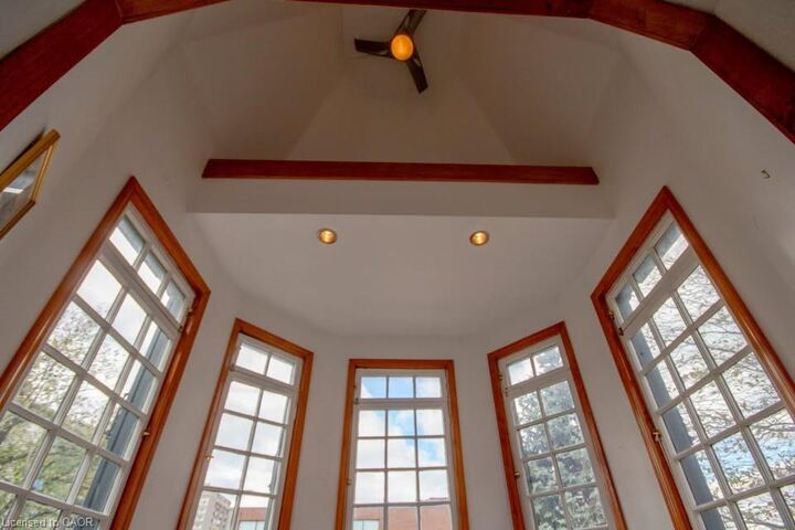 Photo de la propriété:  183 James Street S 3  ON L8P 3A8