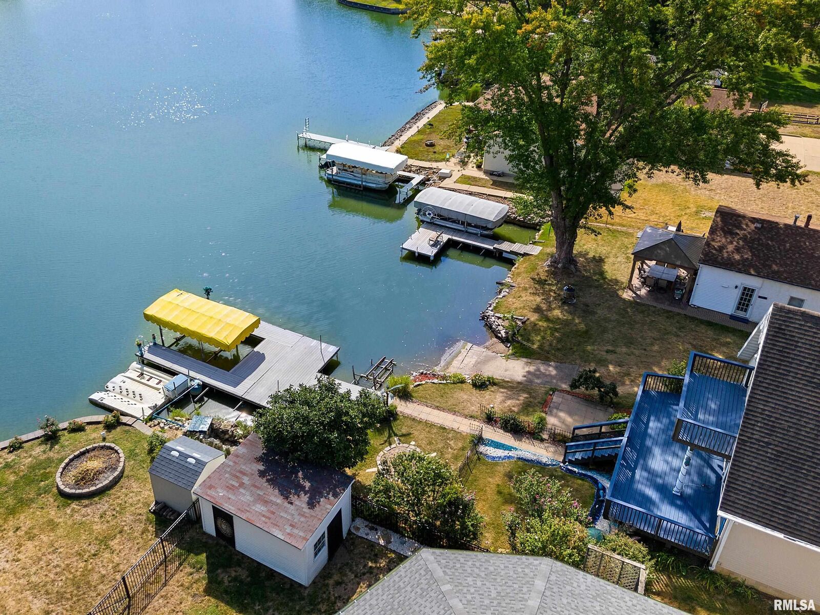 Property Photo:  1800 Mitchell Street  IL 61554 