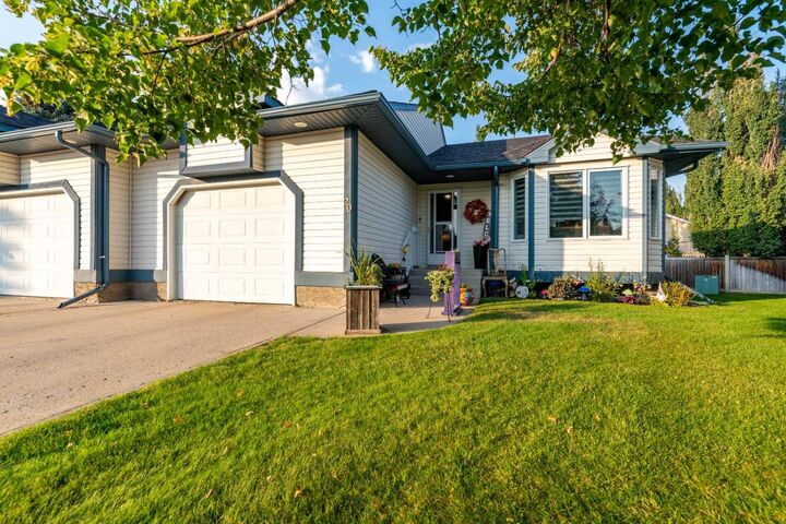 6313 39 Street 20  Lloydminster AB T9V 2X7 photo