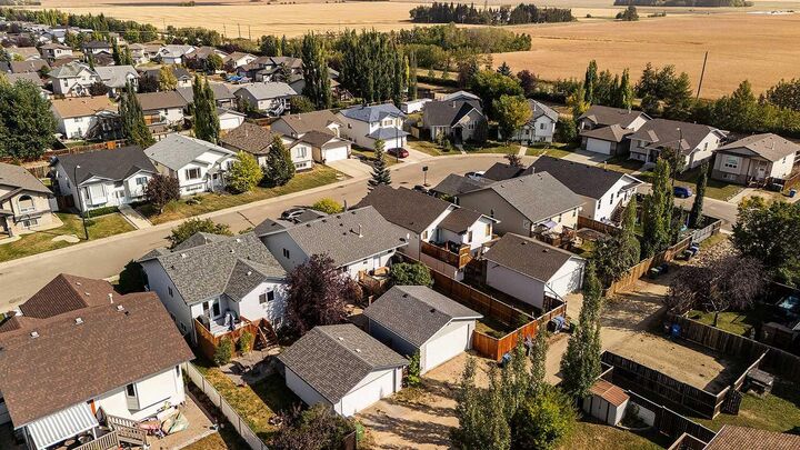 Property Photo: 102 Dubois Crescent AB T4R 3H9