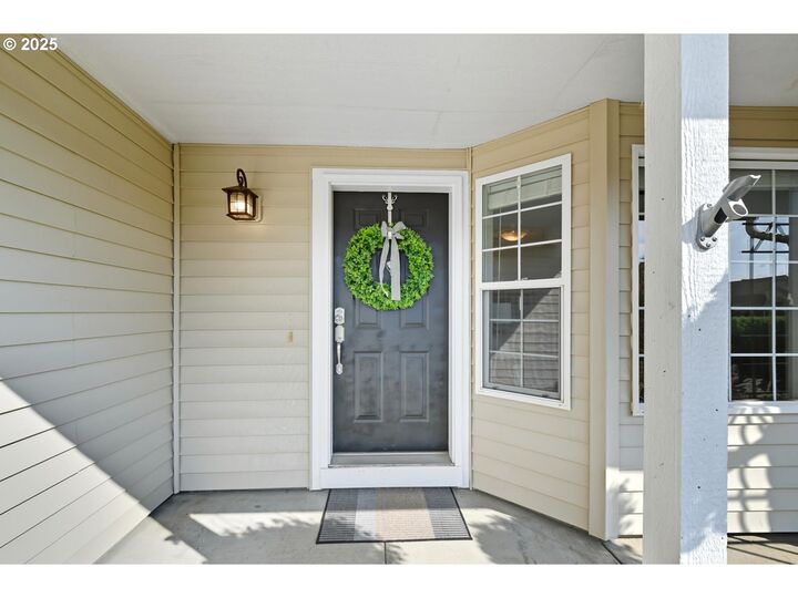 Property Photo:  706 NW 23rd St  WA 98604 