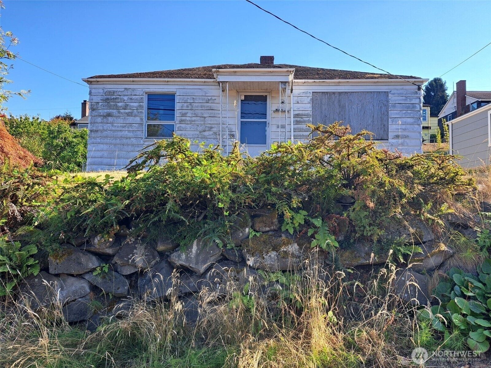 Property Photo:  2815 W Elmore Street  WA 98199 