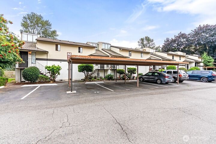 Property Photo: 1810 Maple Lane M78 WA 98030