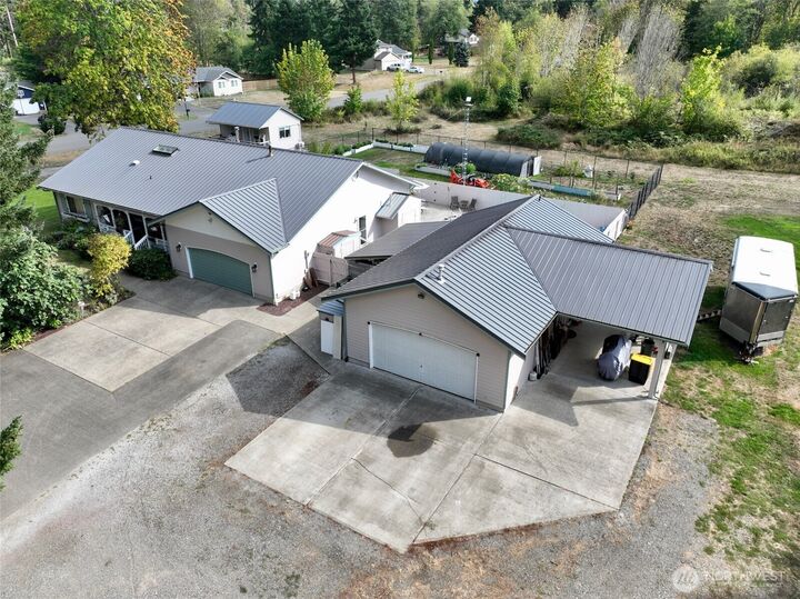 14913  Champion Estates Drive SE  Yelm WA 98597 photo