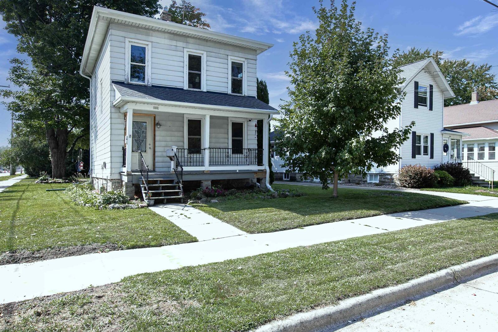 Property Photo:  101 W 14th Avenue  WI 54902 