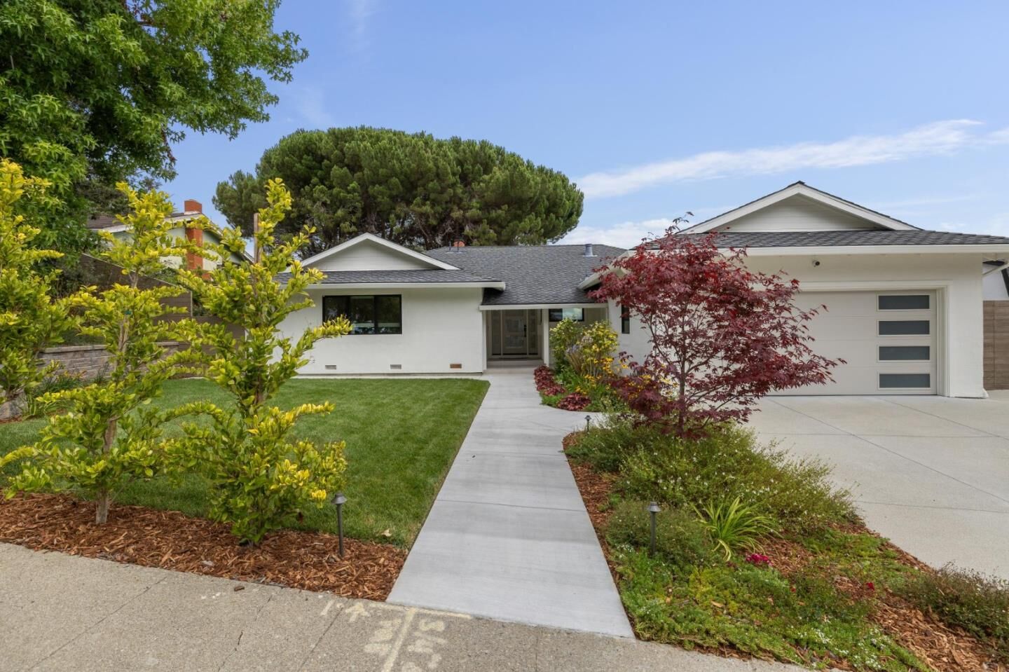 Property Photo:  1820 Capistrano Way  CA 94010 