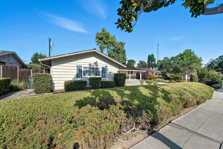 Property Photo:  1547 Klamath Drive  CA 94087 