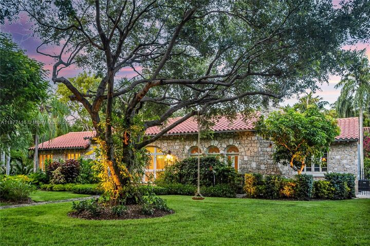 Property Photo:  3903 Granada Blvd  FL 33134 