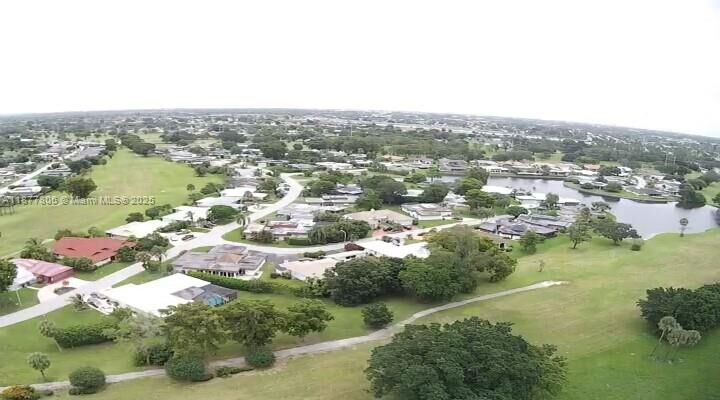 Property Photo: 5203 Avocado Dr FL 33319