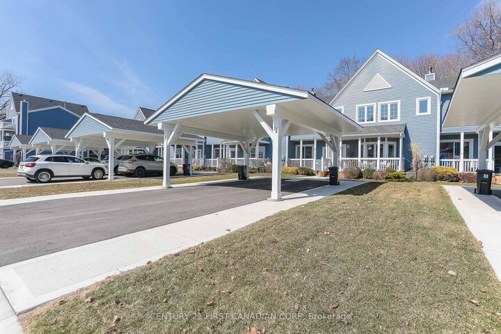 Photo de la propriété:  374 Front Street 10  ON N5L 1E9 