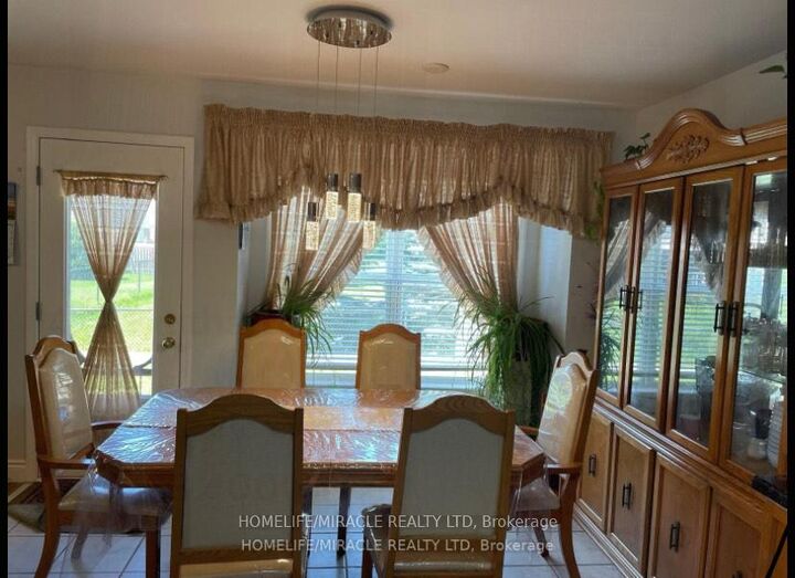 Property Photo:  142 Coulthard Boulevard  ON N1T 2J5 