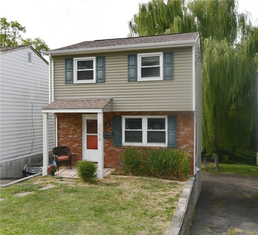 Property Photo:  2054 Woodward Avenue  PA 15226 