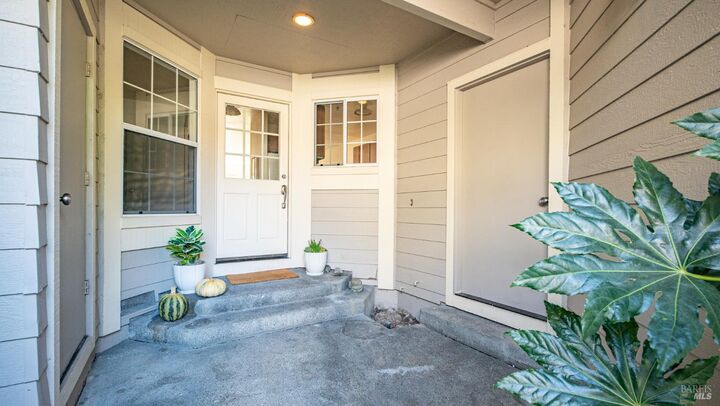Property Photo: 4 Bridle Path Lane CA 94945