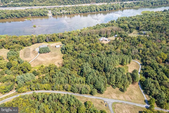 Property Photo:  Catoctin View Lane  VA 20180 