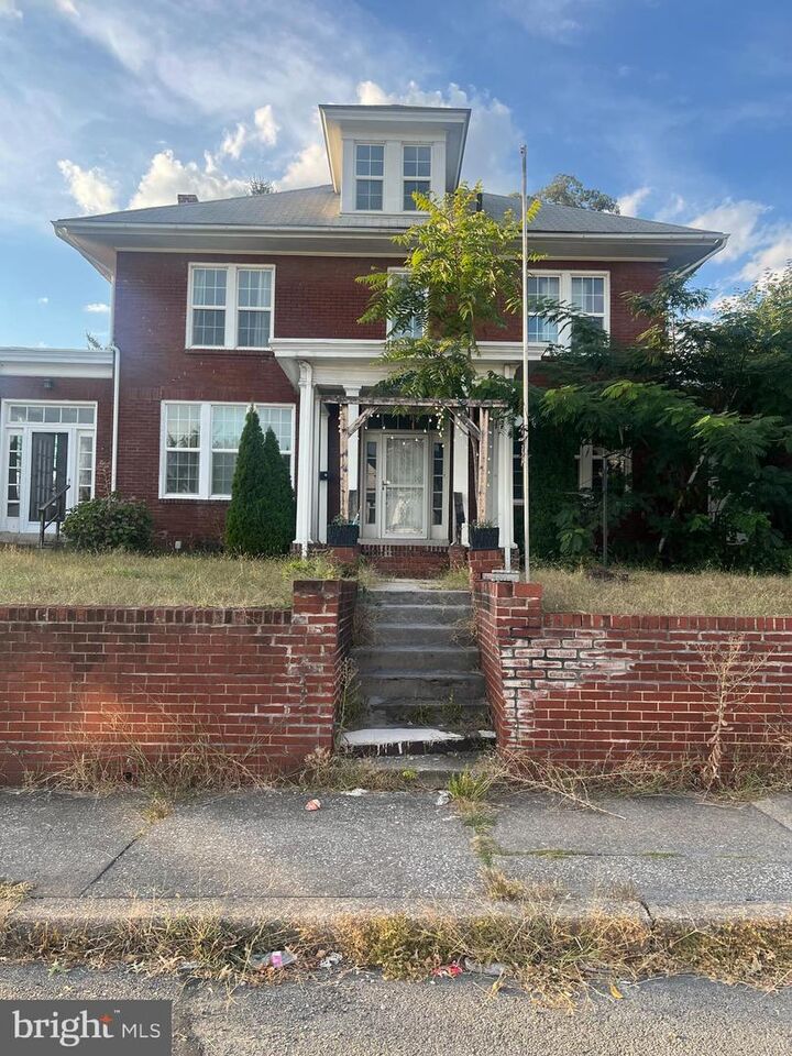 3004 Herr Street  Harrisburg PA 17103 photo