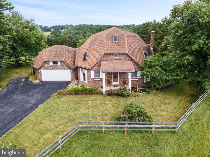 Property Photo: 2064 Sulphur Springs Road VA 22645