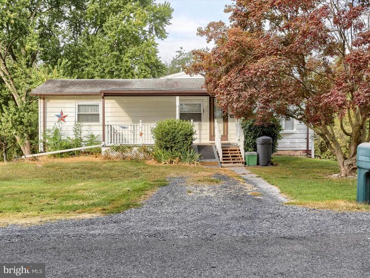 Property Photo:  1028 Kathryn Avenue  PA 17018 