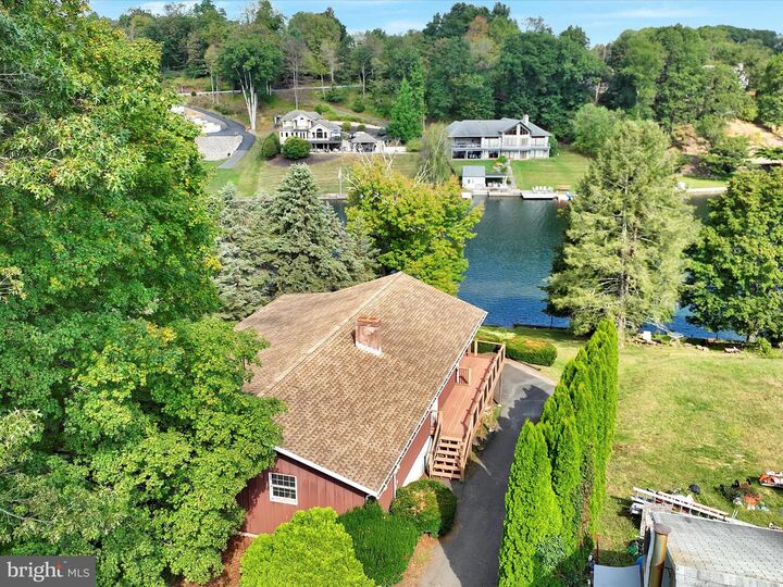 595 Wynonah Drive  Auburn PA 17922 photo