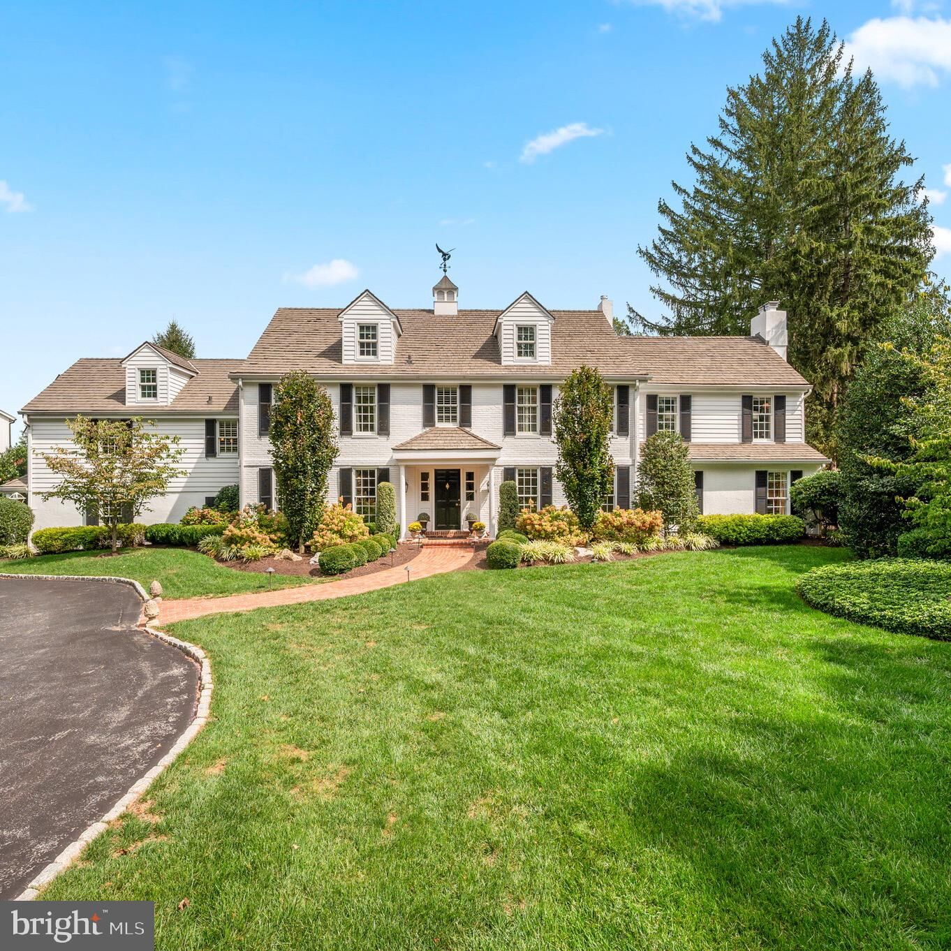 Property Photo: 1115 Red Rose Lane PA 19085