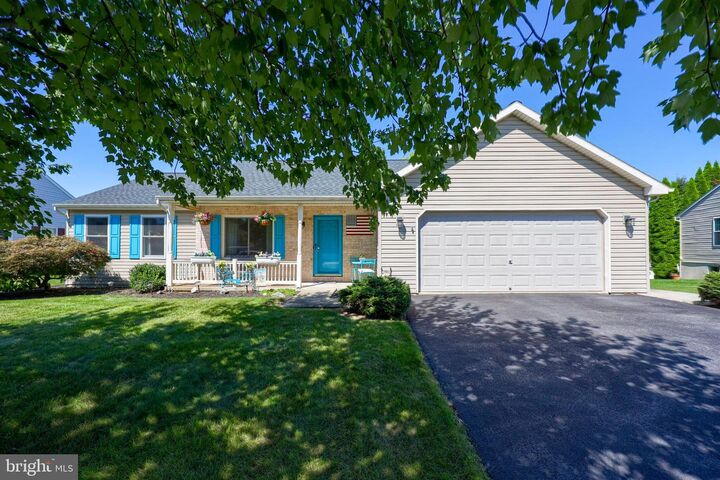 1255 Willow Creek Drive  Mount Joy PA 17552 photo