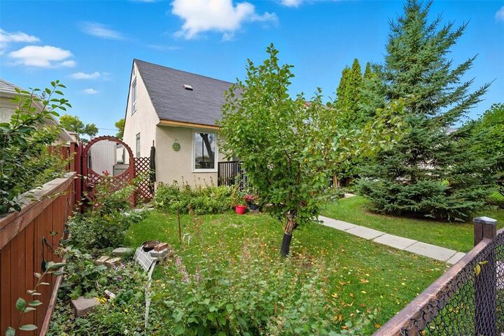 Photo de la propriété:  771 Hector Avenue  MB R3M 2E5 