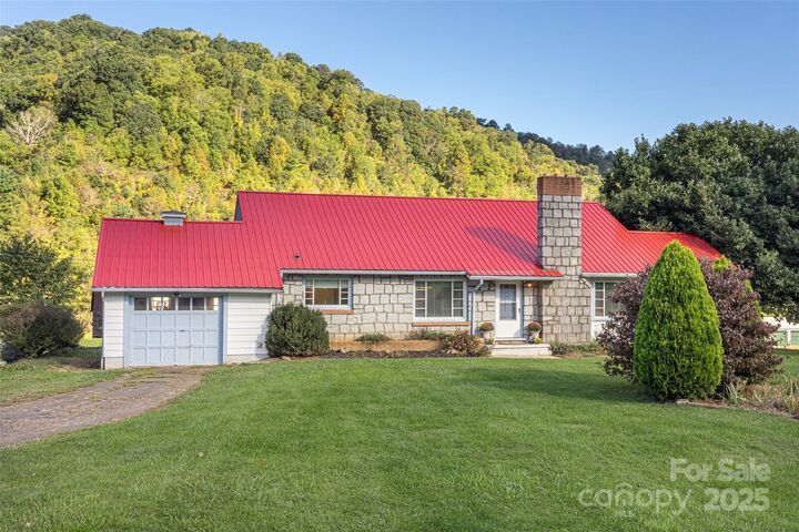 14 Mann Farm Road  Canton NC 28716 photo