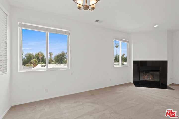 5430 Bellingham Ave  Valley Village CA 91607 photo