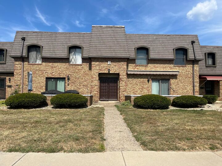 Property Photo: 625 Country Club Drive OH 43055