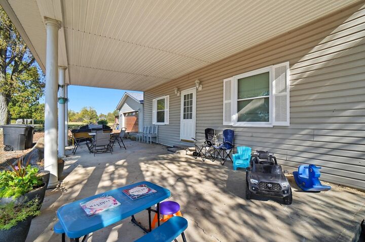 Property Photo:  24097 Lunda Road  OH 43067 