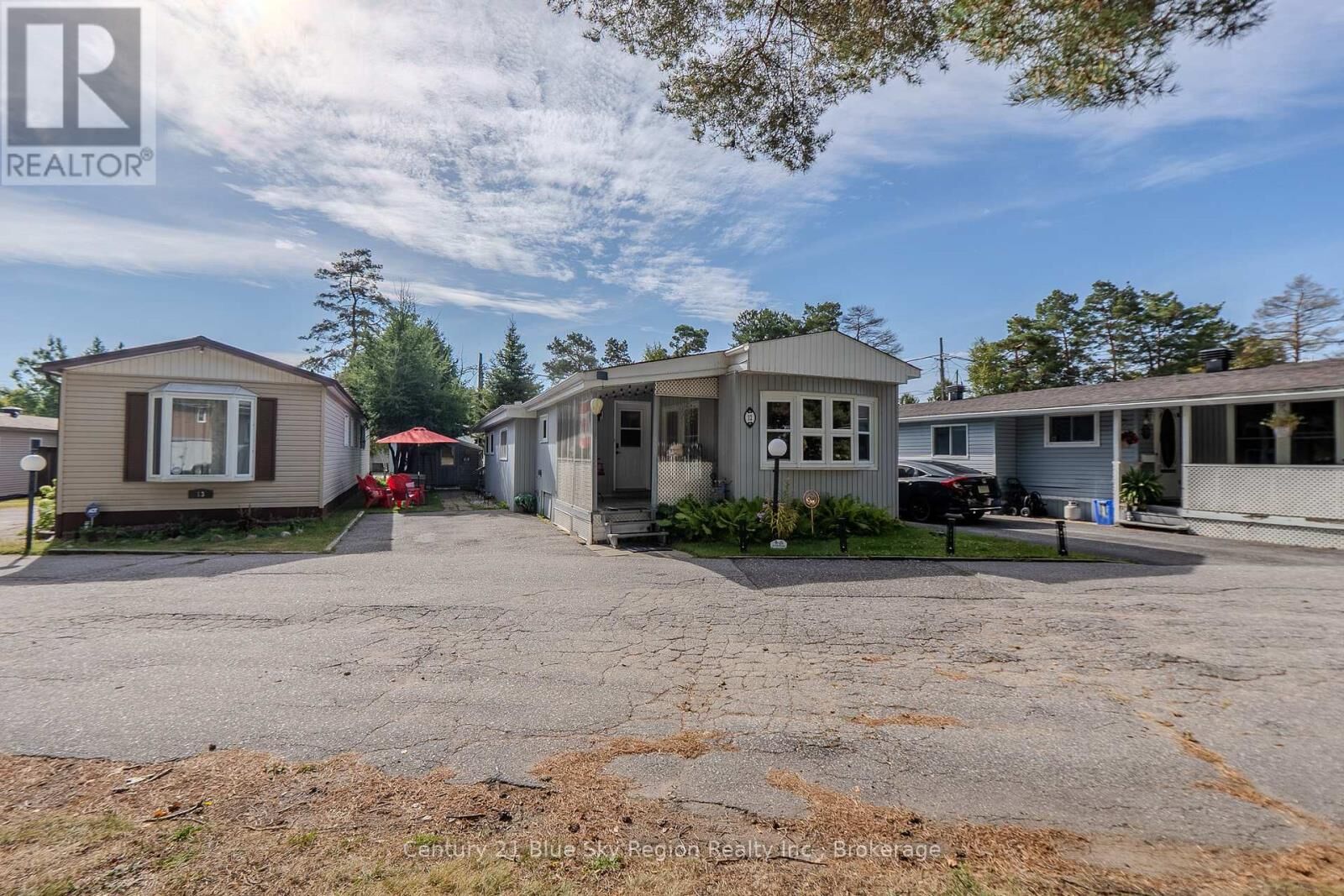 Property Photo:  208 Little Down Lane 12  ON P1B 8G2 