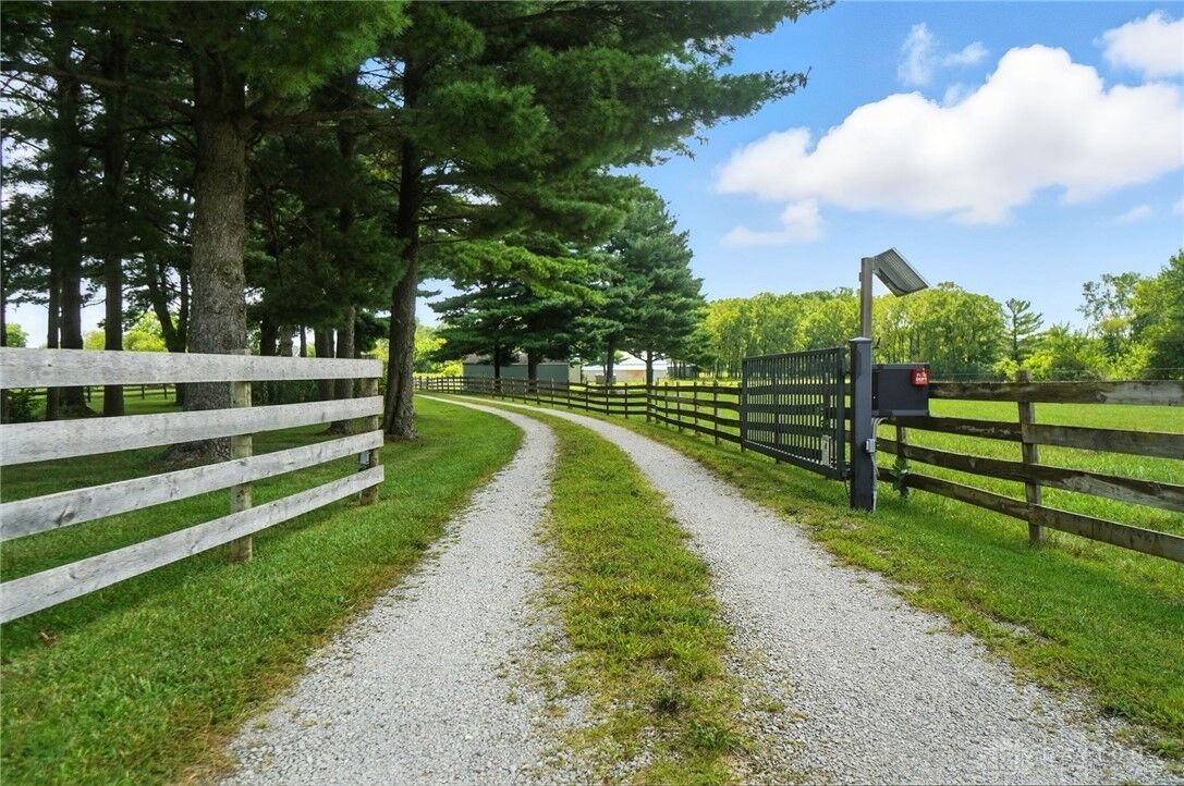 Property Photo:  6840 Mosier Road  OH 45387 