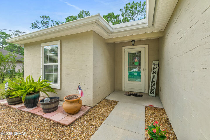 Property Photo:  57 Sleepy Hollow Trail  FL 32164 